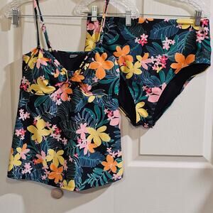 Old Navy Tankini Swimsuit Juniors L Tropical Floral 2 Piece Resortwear Boho NWT